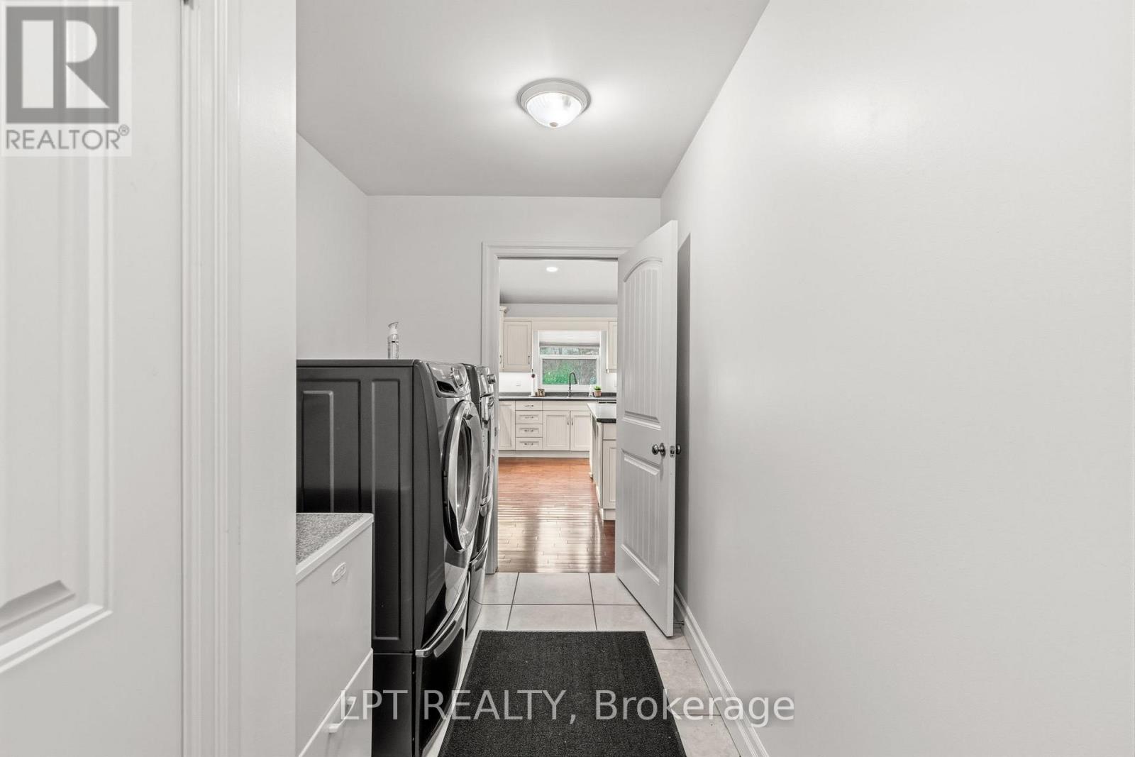 10023 Jenna Road, Lambton Shores, Ontario  N0M 1T0 - Photo 31 - X12953964