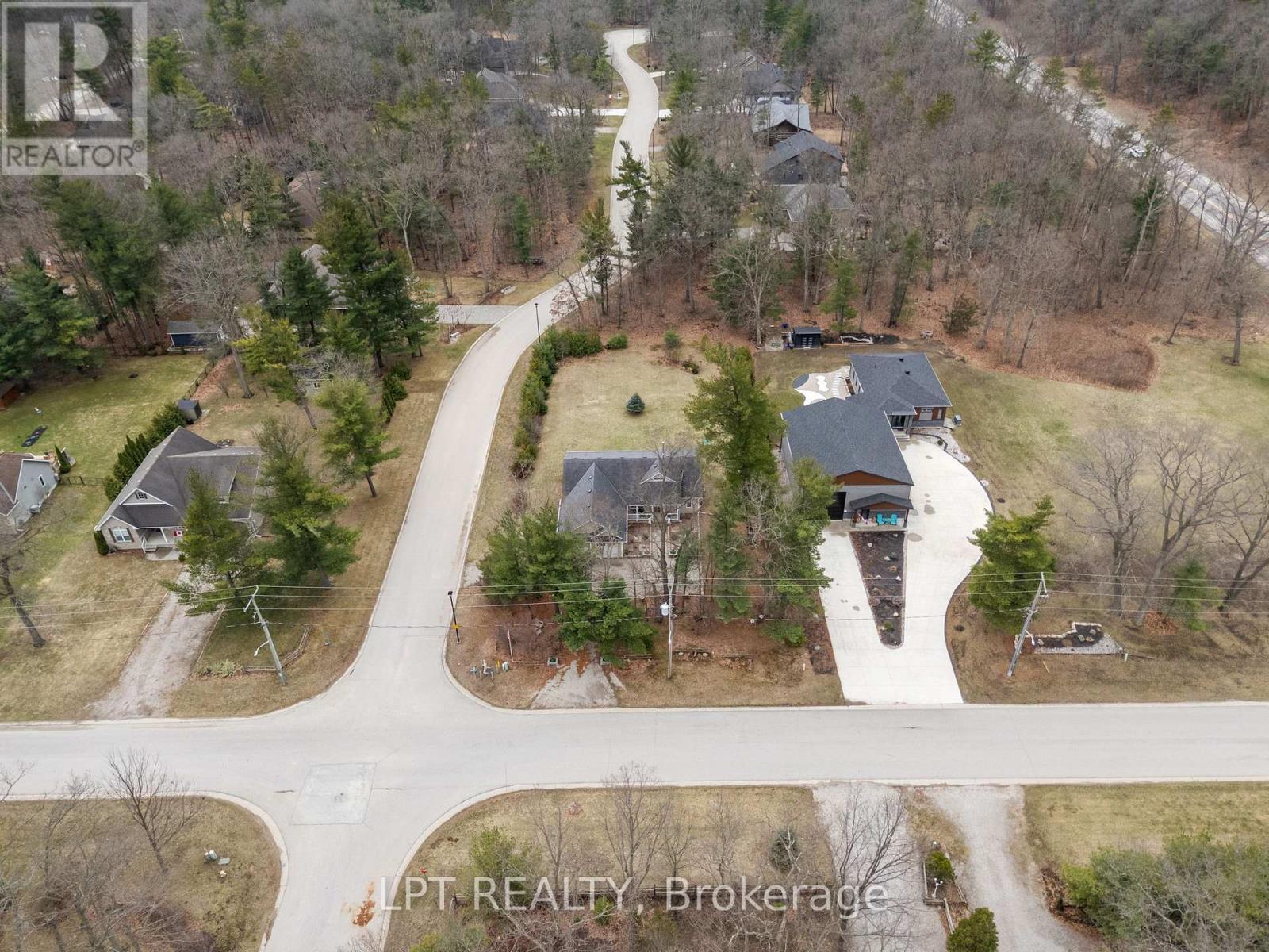 10023 Jenna Road, Lambton Shores, Ontario  N0M 1T0 - Photo 37 - X12953964