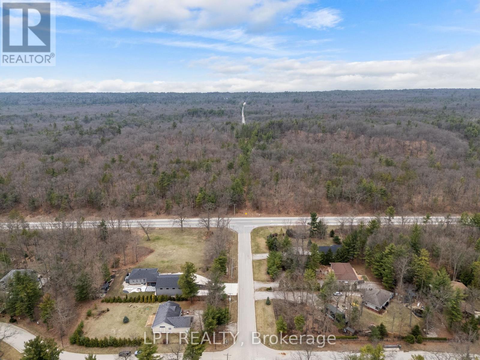 10023 Jenna Road, Lambton Shores, Ontario  N0M 1T0 - Photo 38 - X12953964