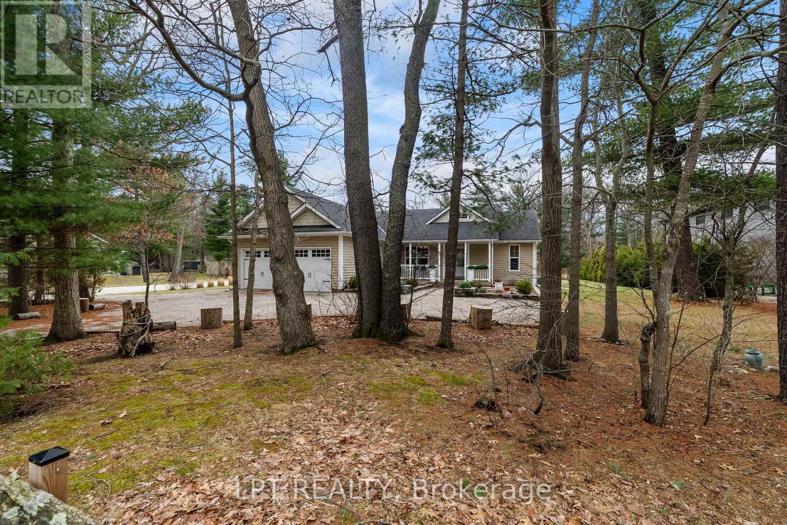 10023 Jenna Road, Lambton Shores, Ontario  N0M 1T0 - Photo 41 - X12953964