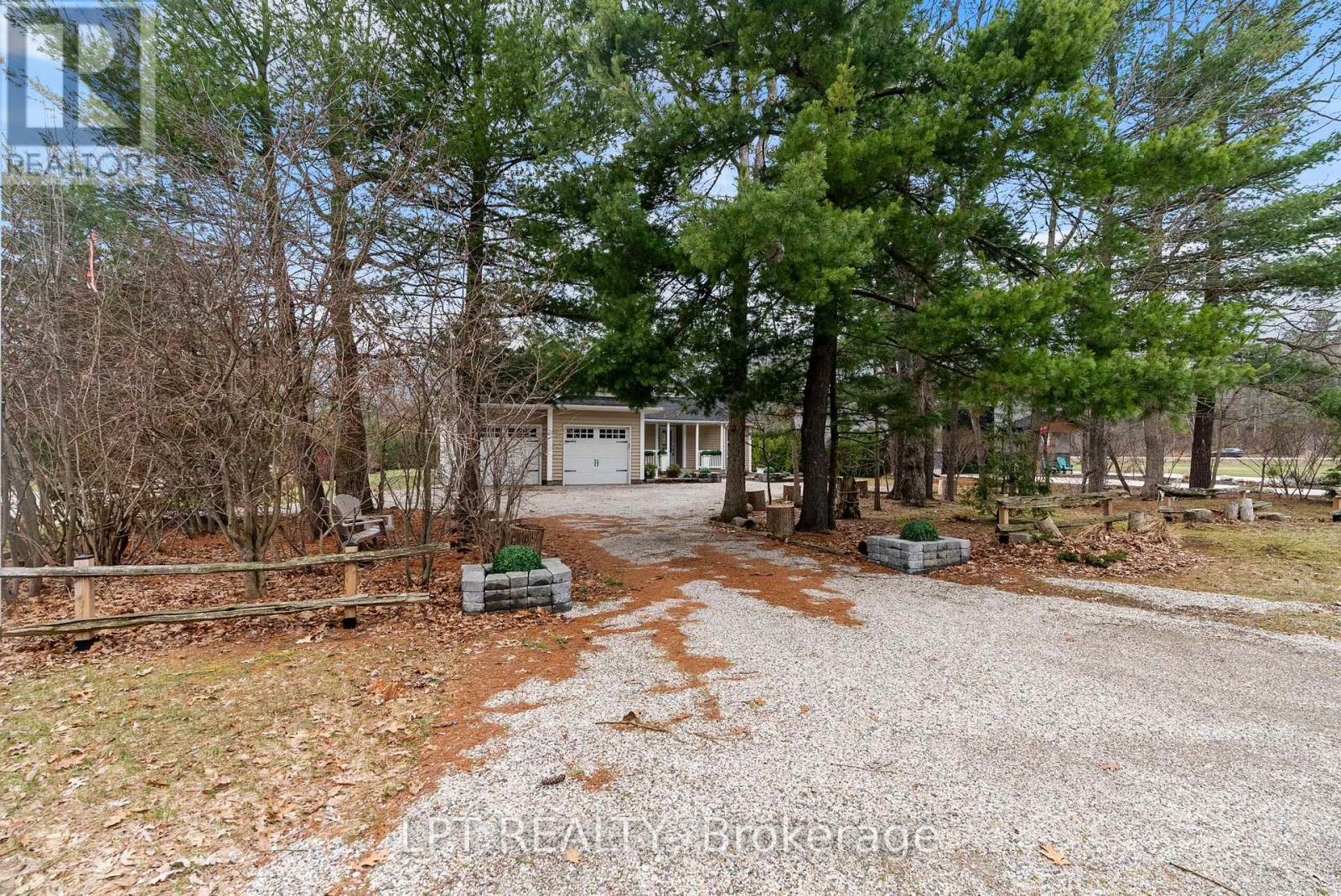 10023 Jenna Road, Lambton Shores, Ontario  N0M 1T0 - Photo 42 - X12953964