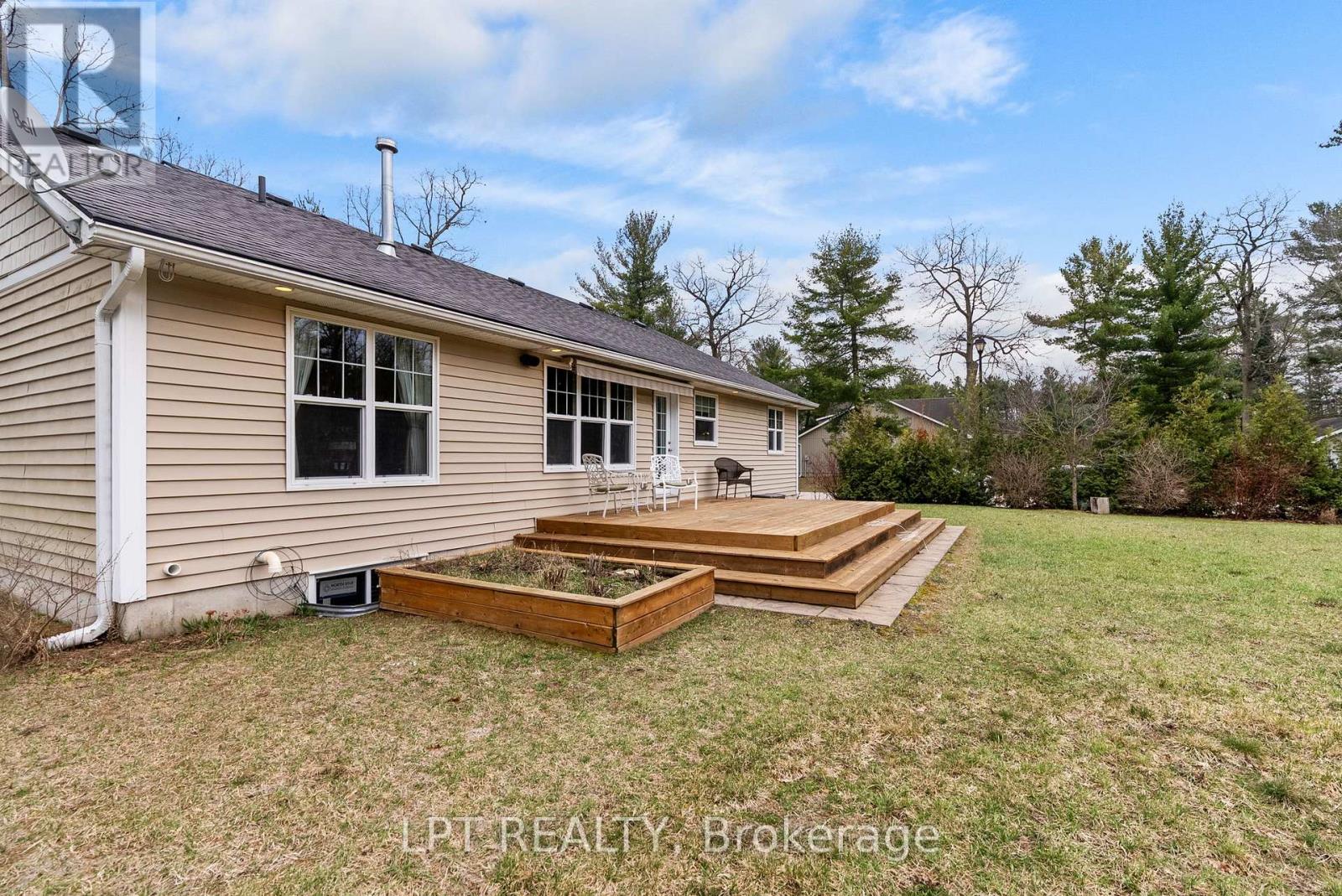 10023 Jenna Road, Lambton Shores, Ontario  N0M 1T0 - Photo 43 - X12953964