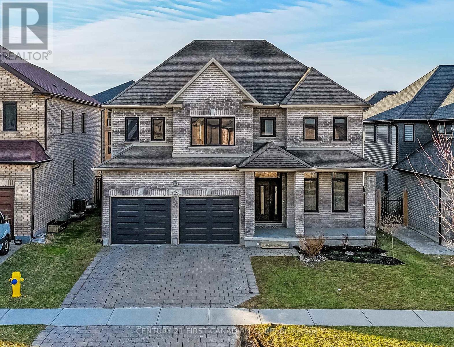 753 Superior Drive, London North, Ontario  N5X 3Z1 - Photo 1 - X12953982