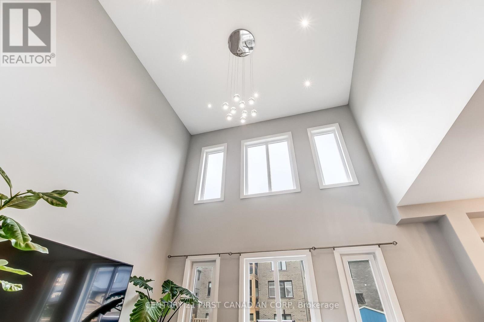 753 Superior Drive, London North, Ontario  N5X 3Z1 - Photo 6 - X12953982