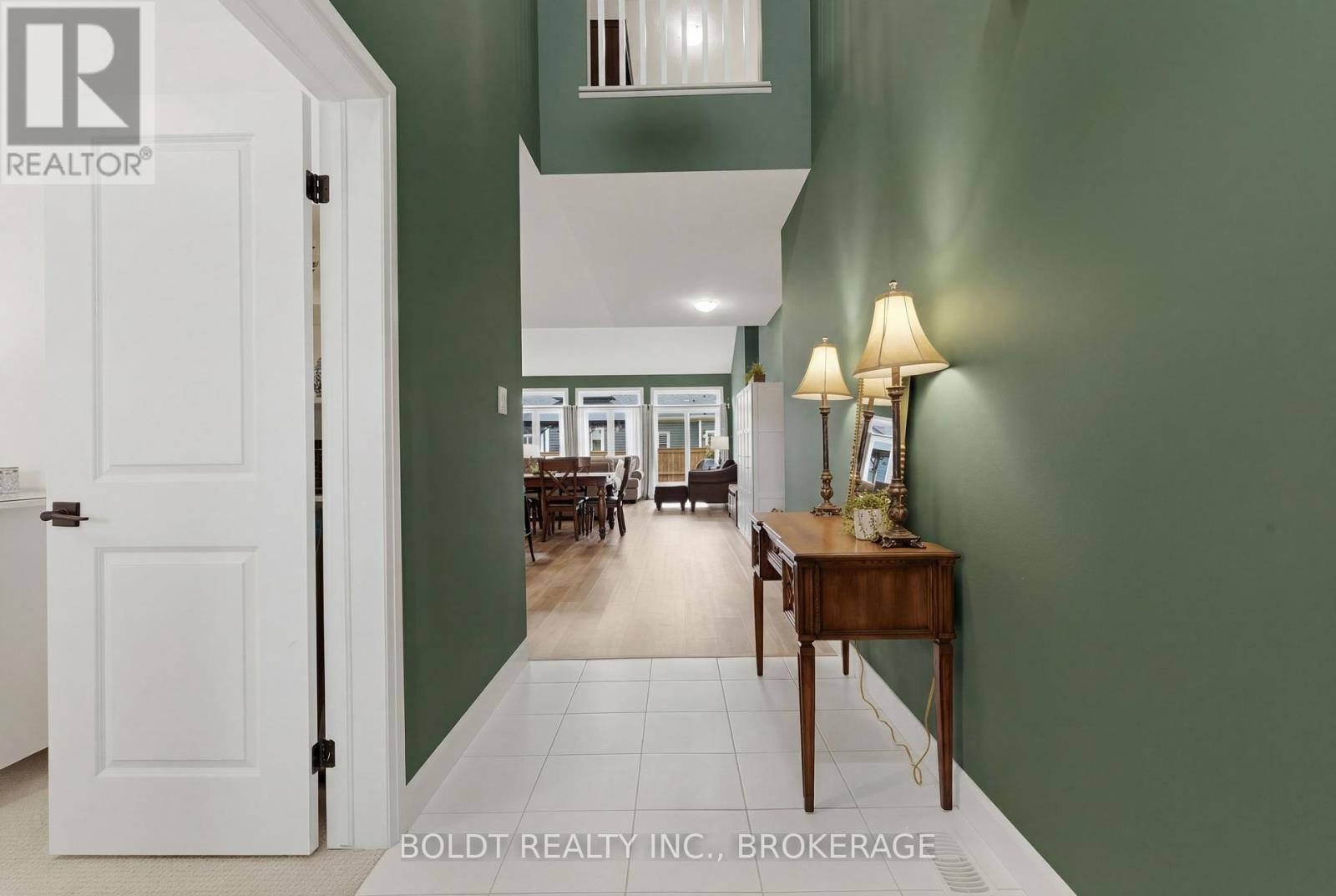 70 Beachwalk Crescent, Fort Erie, Ontario  L0S 1B0 - Photo 3 - X12953006