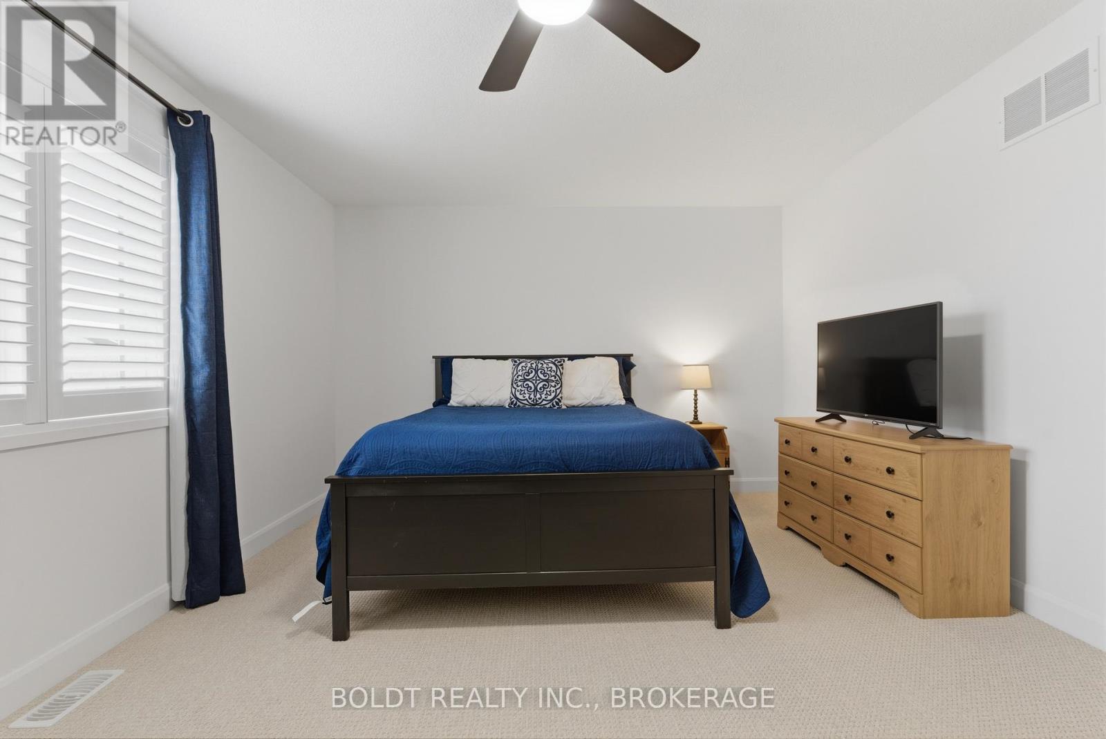 70 Beachwalk Crescent, Fort Erie, Ontario  L0S 1B0 - Photo 27 - X12953006