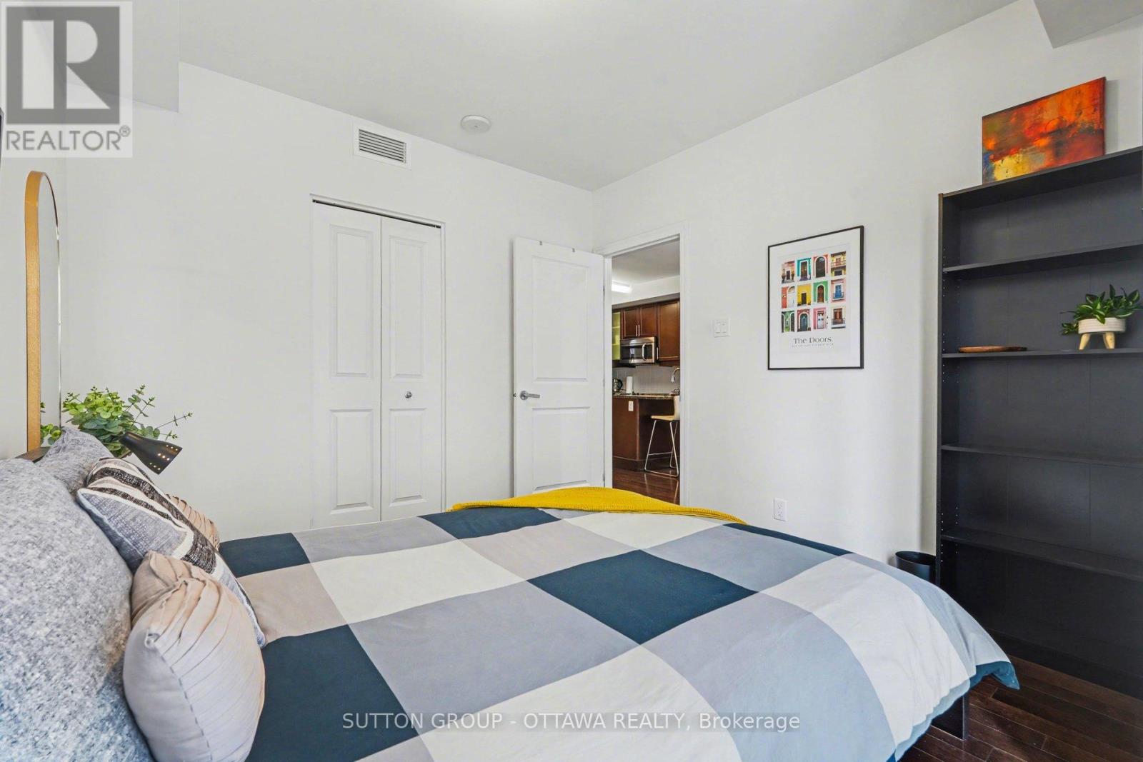 1807 - 242 Rideau Street, Ottawa, Ontario  K1N 0B7 - Photo 13 - X12953900