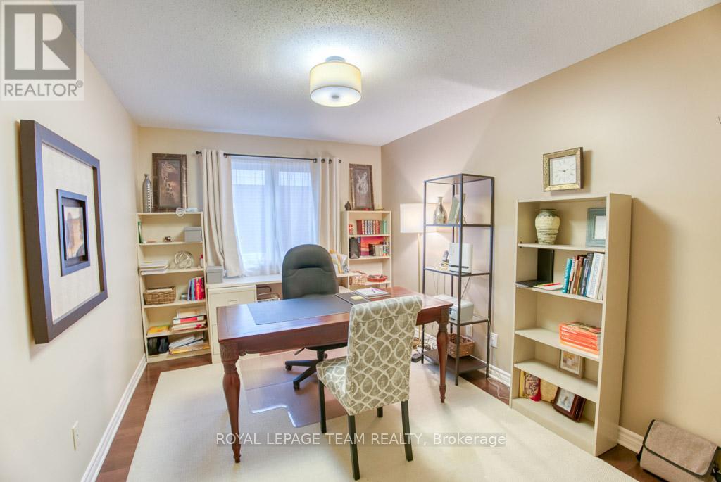 27 Sherk Crescent, Ottawa, Ontario  K2K 2L3 - Photo 16 - X12953916