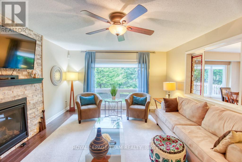 27 Sherk Crescent, Ottawa, Ontario  K2K 2L3 - Photo 6 - X12953916