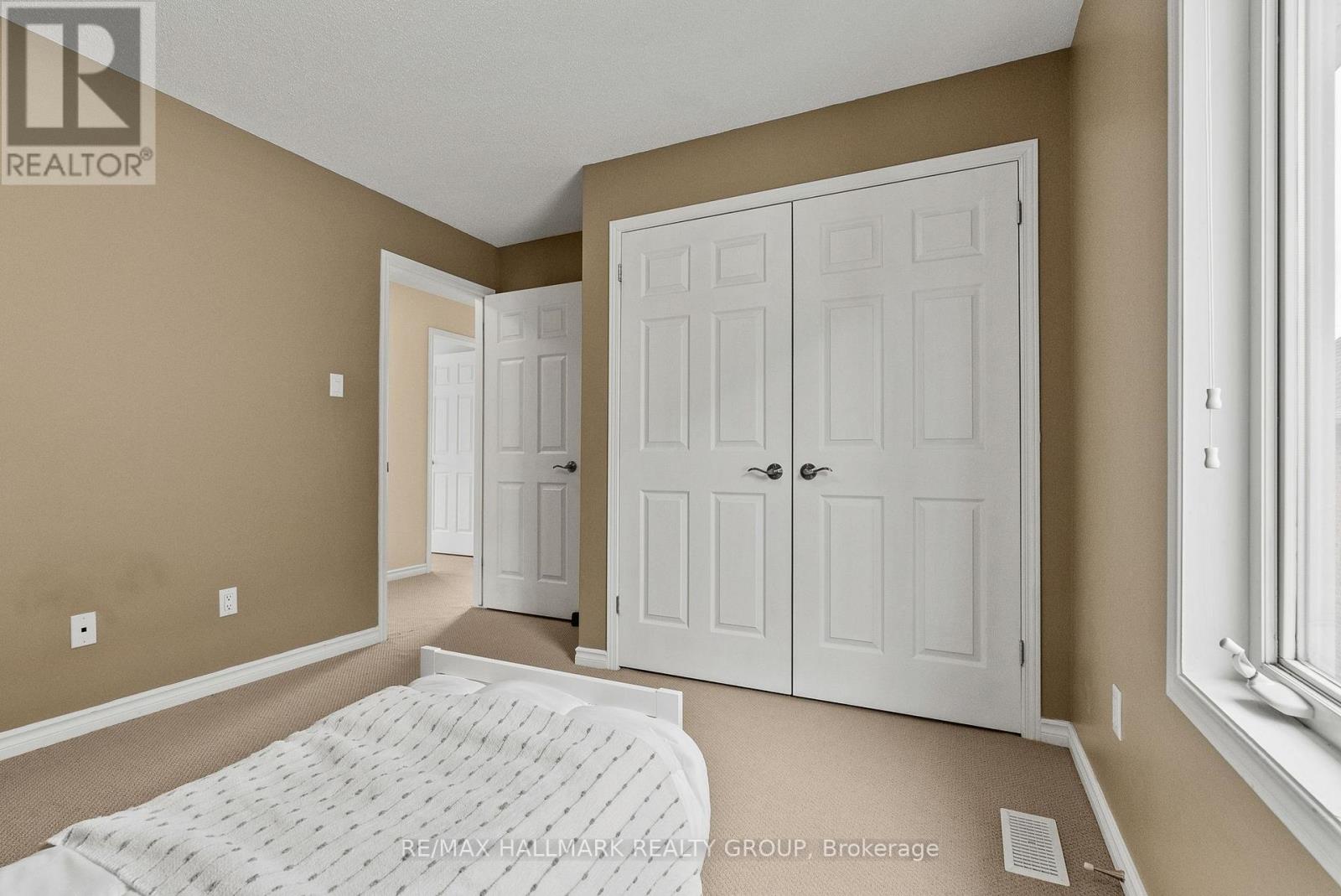 303 Parkin Circle, Ottawa, Ontario  K1T 4G8 - Photo 25 - X12954020