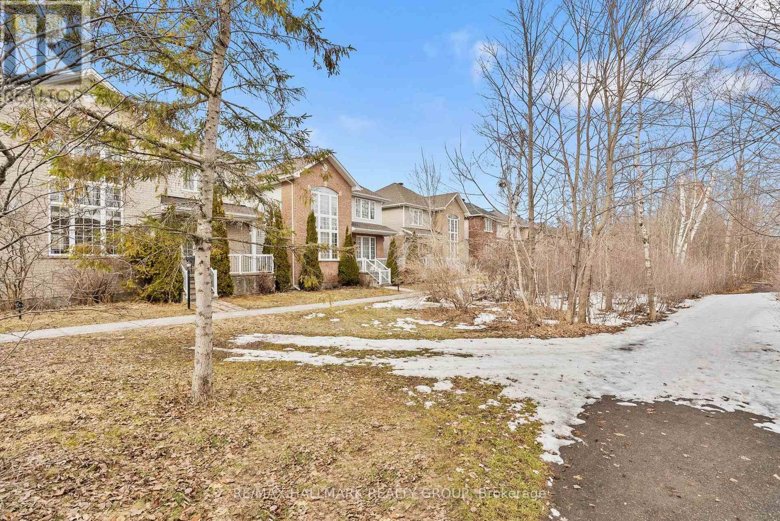 303 Parkin Circle, Ottawa, Ontario  K1T 4G8 - Photo 37 - X12954020