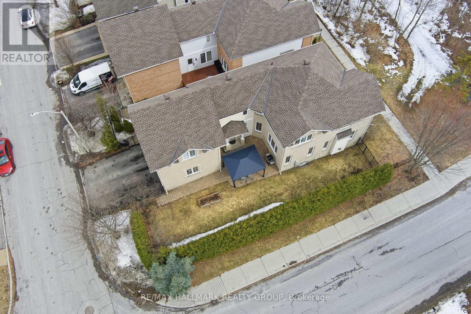 303 Parkin Circle, Ottawa, Ontario  K1T 4G8 - Photo 42 - X12954020