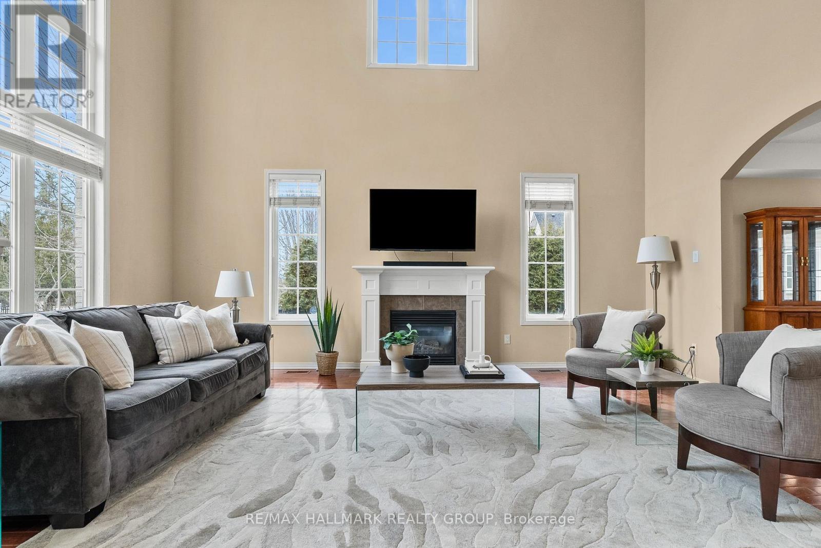 303 Parkin Circle, Ottawa, Ontario  K1T 4G8 - Photo 7 - X12954020