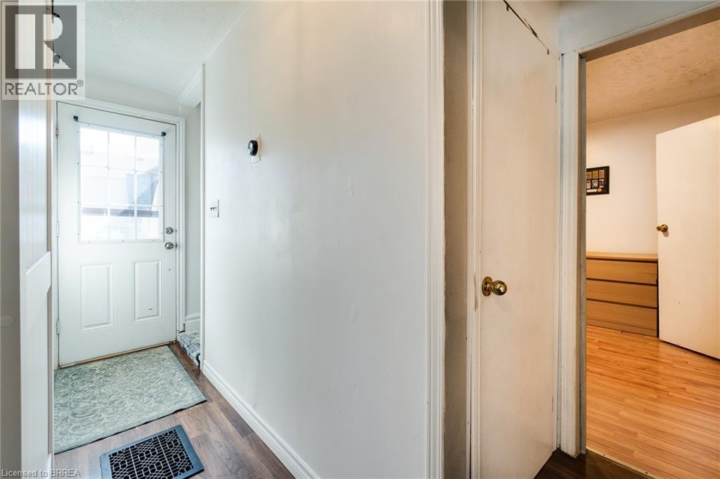 17 Drummond Street, Brantford, Ontario  N3S 5Z2 - Photo 7 - 40817170