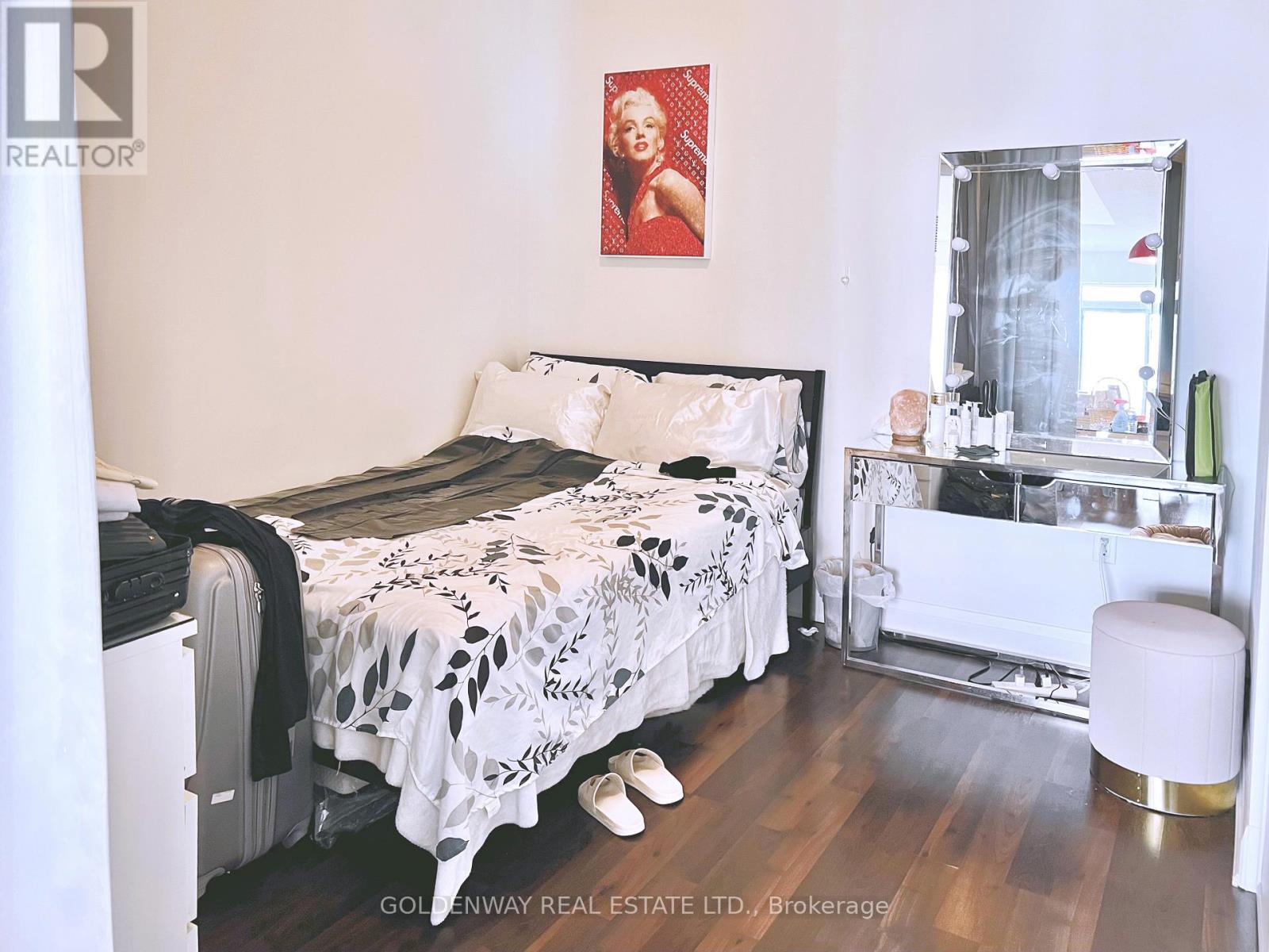 1516 - 160 Vanderhoof Avenue, Toronto, Ontario  M4G 0B7 - Photo 5 - C12885040