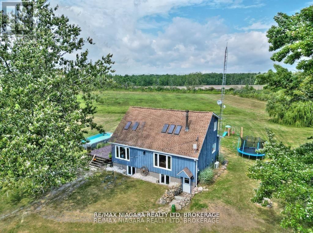 490 Mathews Road, Fort Erie, Ontario  L0S 1R0 - Photo 8 - X12953884