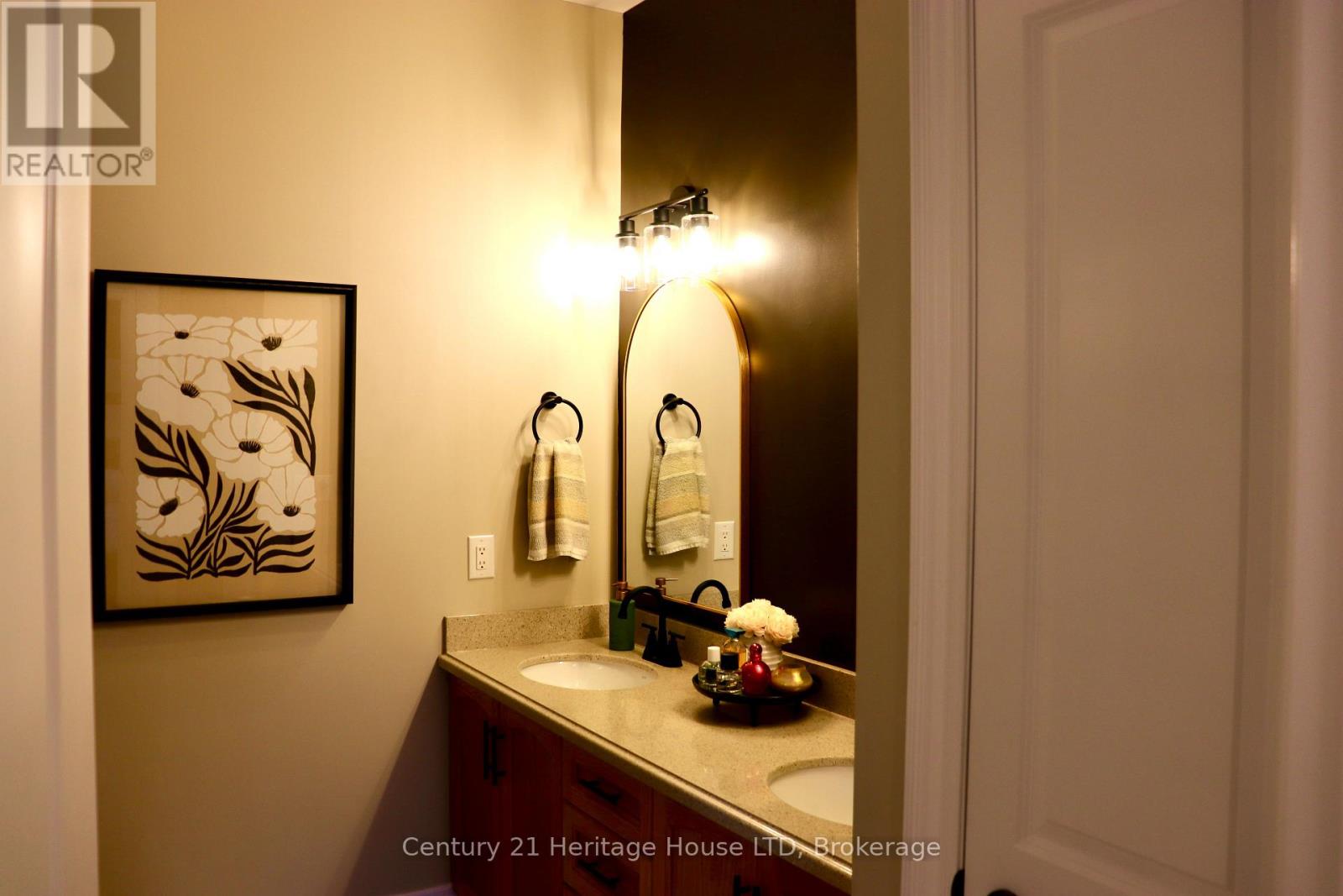 3984 Village Creek Drive, Fort Erie, Ontario  L0S 1S0 - Photo 31 - X12953950