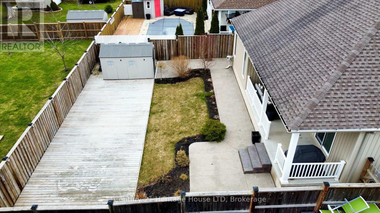 3984 Village Creek Drive, Fort Erie, Ontario  L0S 1S0 - Photo 5 - X12953950