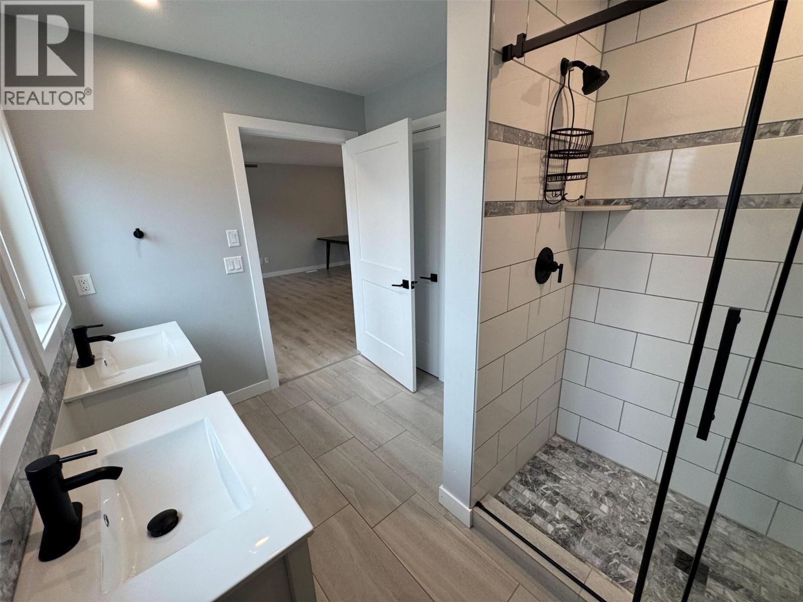 2680 75 Avenue Unit# B, Grand Forks, British Columbia  V0H 1H2 - Photo 10 - 10382018
