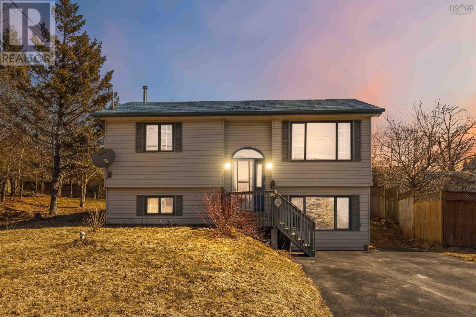 606 Caldwell Road, Cole Harbour, Nova Scotia