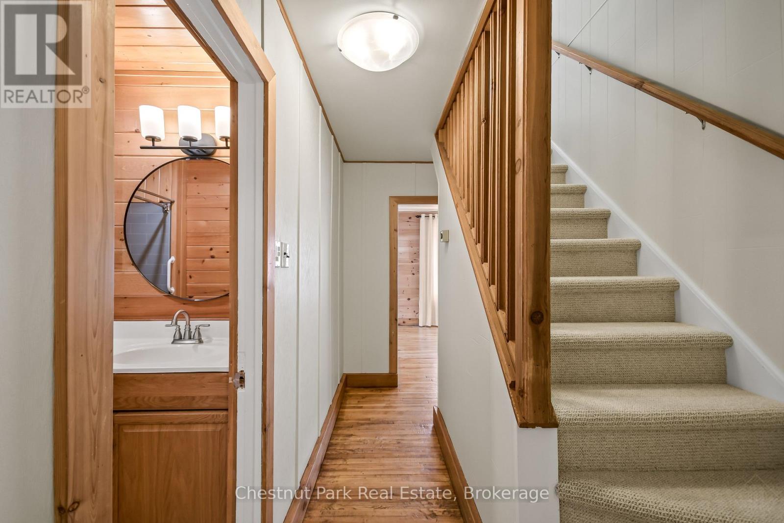 175 Crescent Drive, Gravenhurst, Ontario  P1P 1L4 - Photo 11 - X12953940