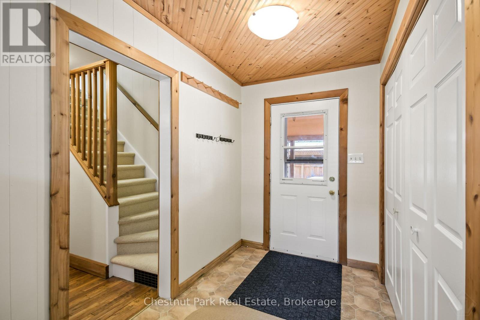 175 Crescent Drive, Gravenhurst, Ontario  P1P 1L4 - Photo 12 - X12953940