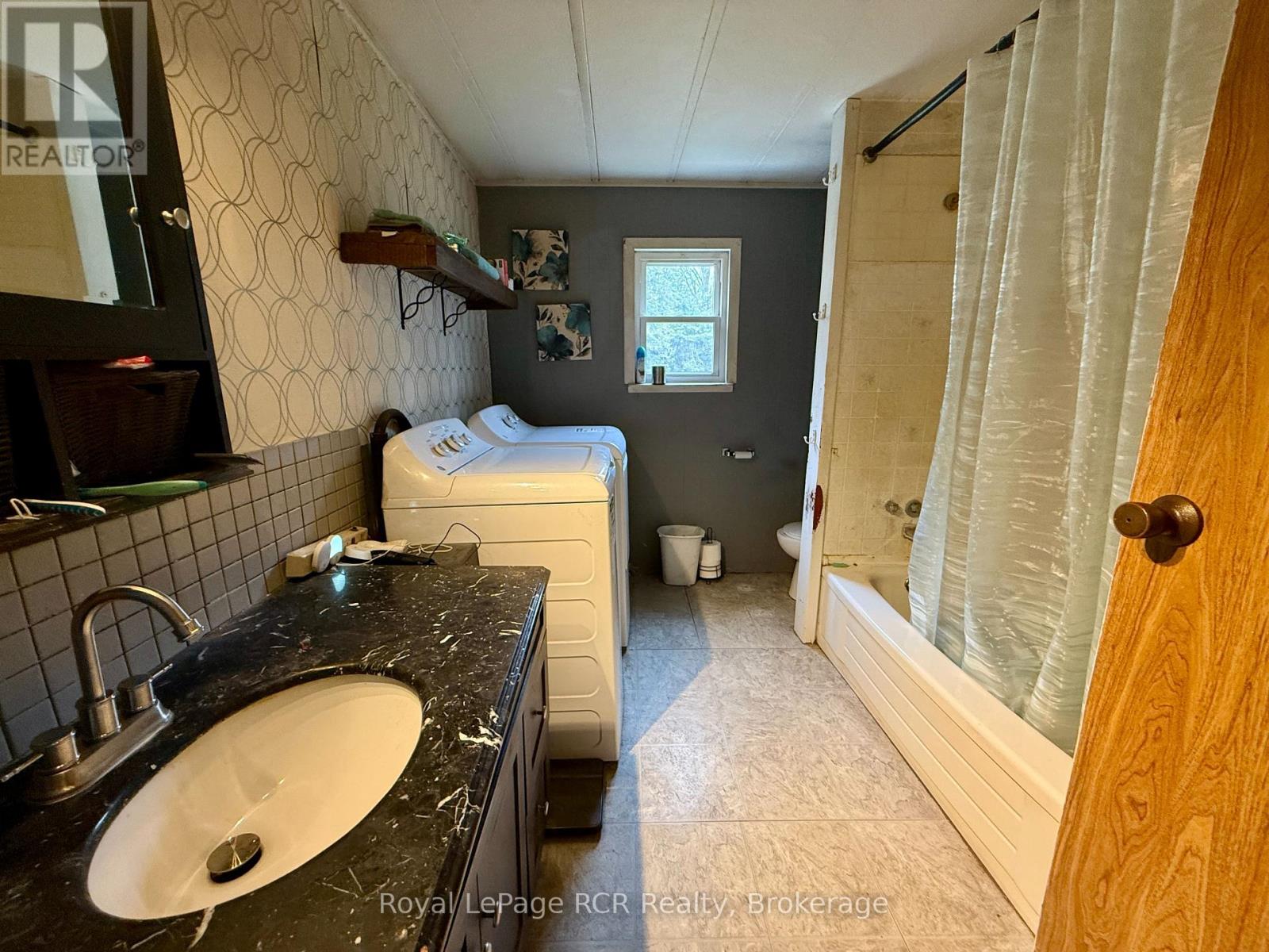 501265 10th Concession, West Grey, Ontario  N0G 1S0 - Photo 16 - X12953946