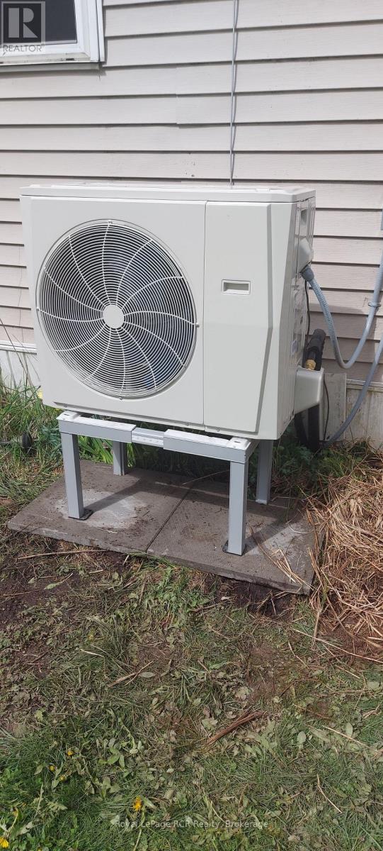 501265 10th Concession, West Grey, Ontario  N0G 1S0 - Photo 22 - X12953946