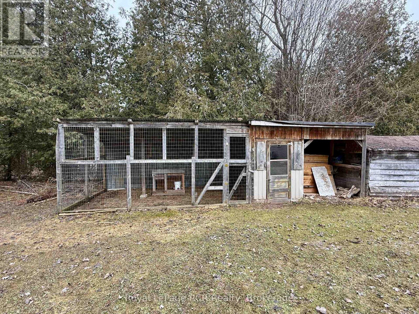 501265 10th Concession, West Grey, Ontario  N0G 1S0 - Photo 23 - X12953946