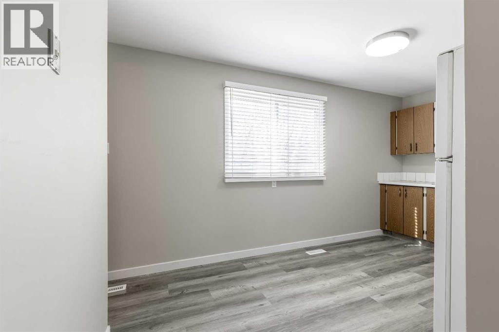 2102 13 Street N, Lethbridge, Alberta  T1H 2V5 - Photo 8 - A2295944