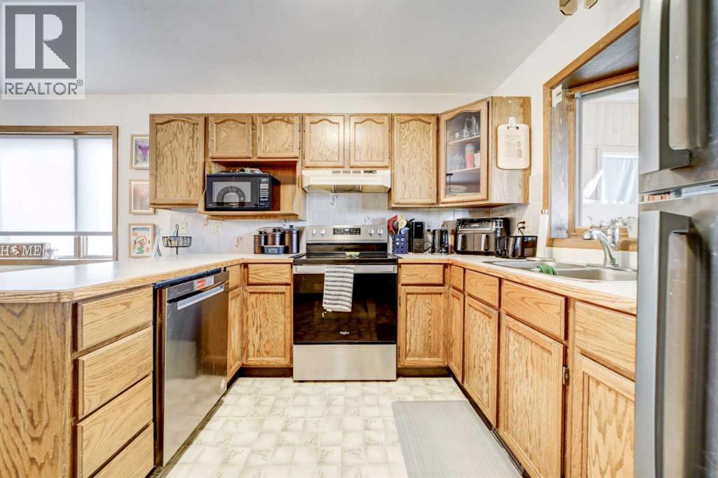 131 Beaverbrook Road N, Lethbridge, Alberta  T1H 5Z7 - Photo 12 - A2297906