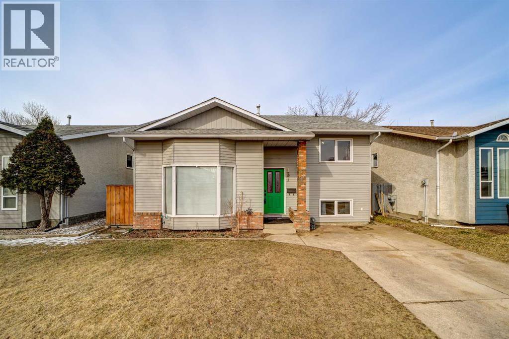 131 Beaverbrook Road N, Lethbridge, Alberta
