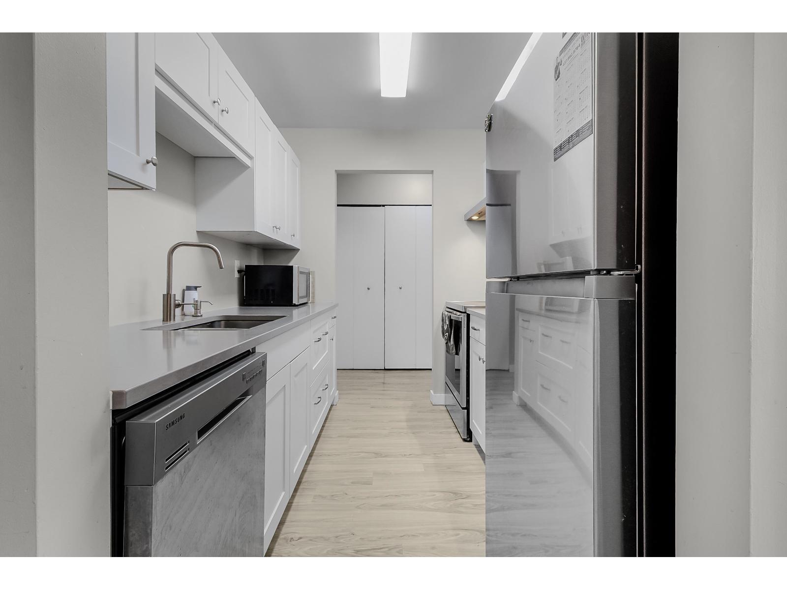 613 13923 72 Avenue, Surrey, British Columbia  V3W 2P6 - Photo 13 - R3105573