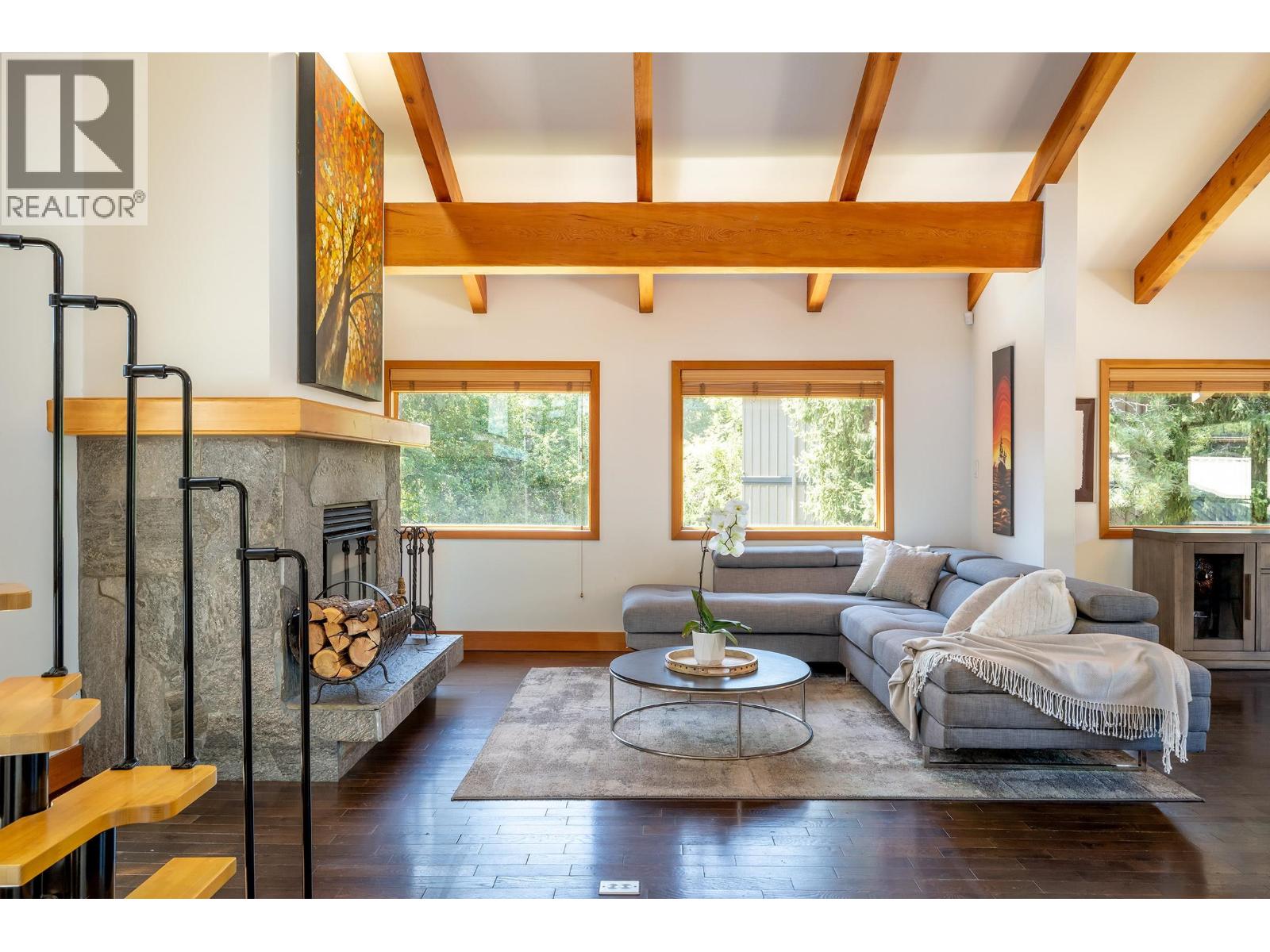 6444 Toad Hollow, Whistler, British Columbia  V8E 0C5 - Photo 4 - R3106545