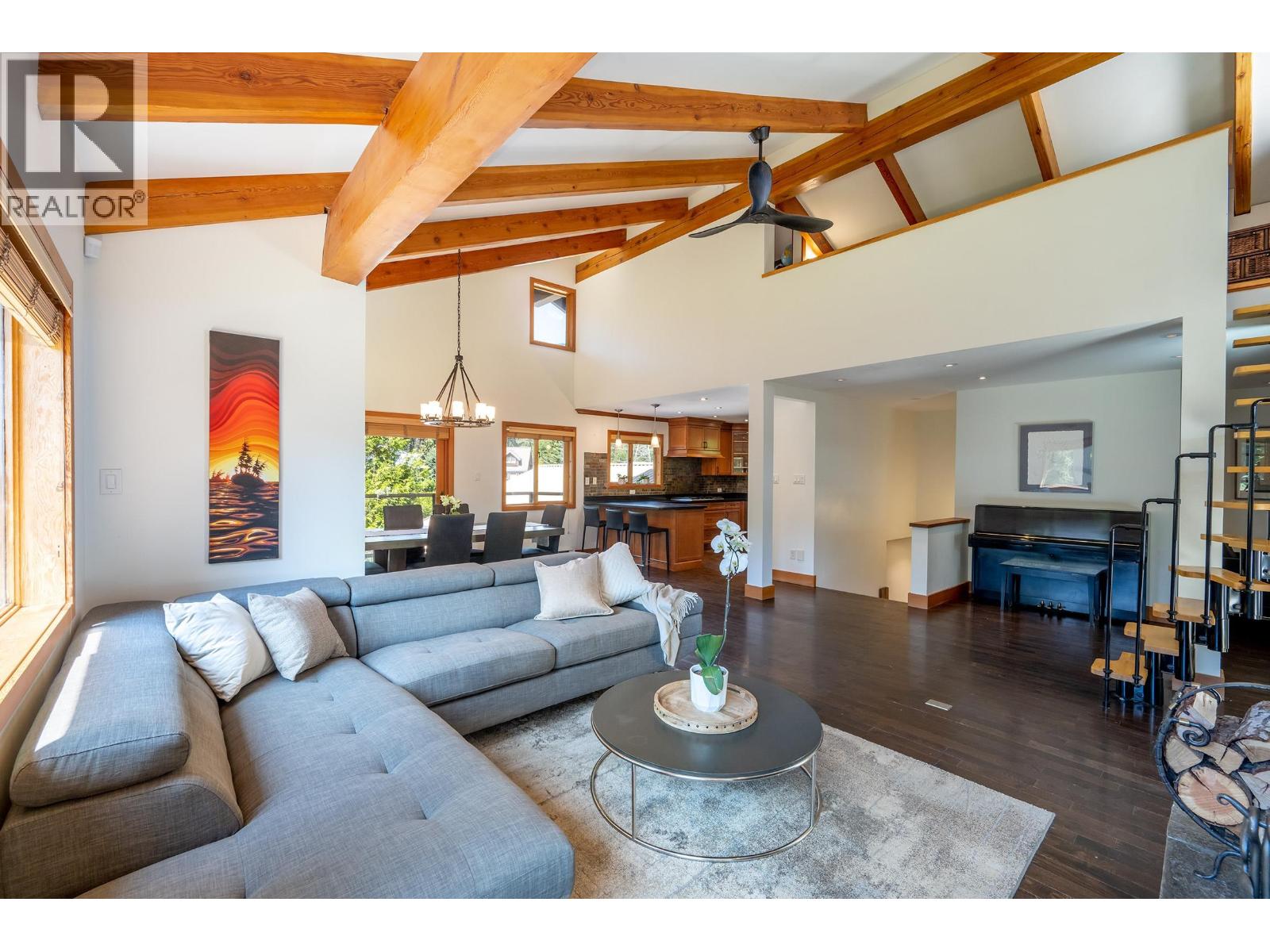 6444 Toad Hollow, Whistler, British Columbia  V8E 0C5 - Photo 6 - R3106545