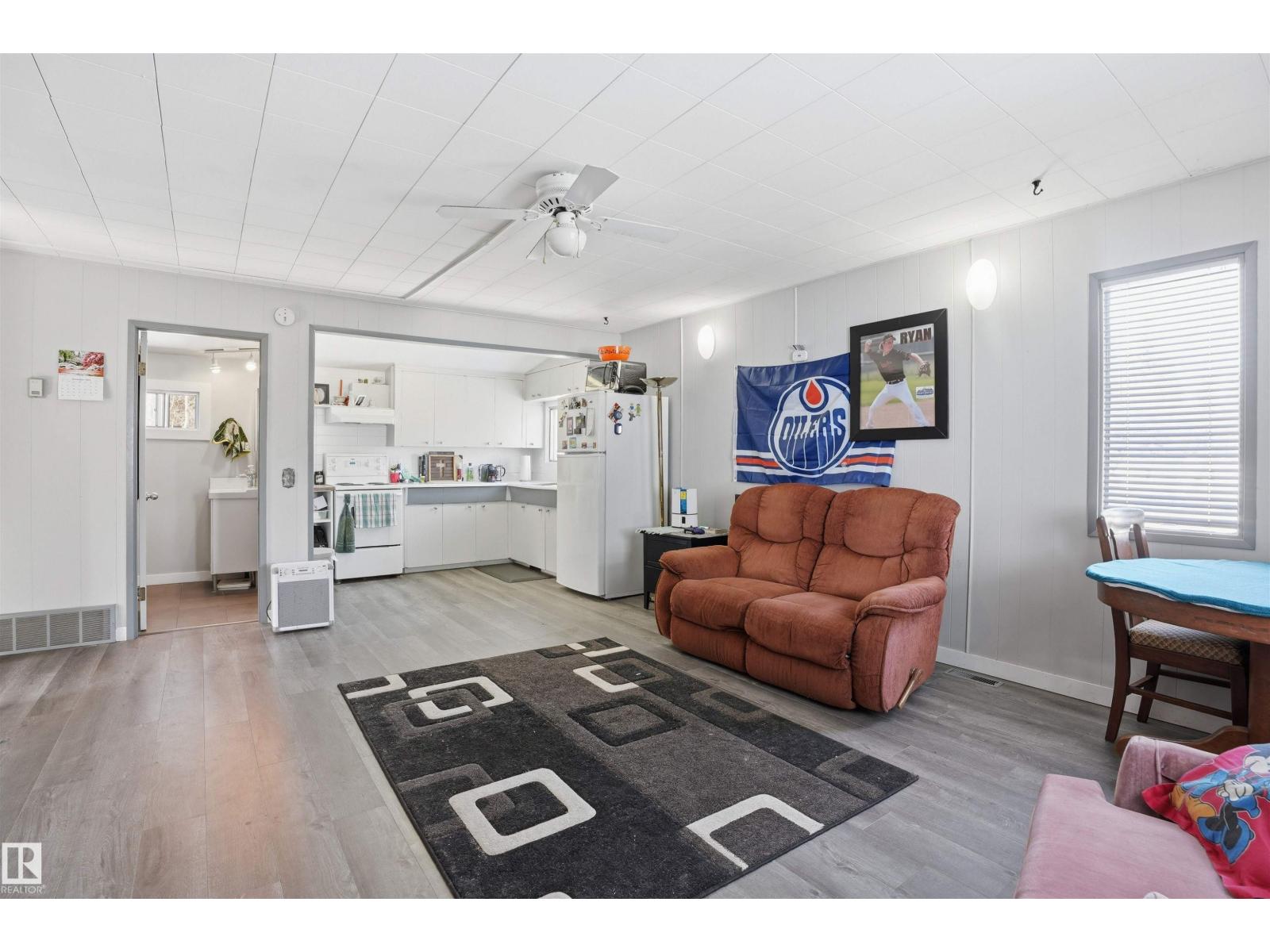 707 7 St, Rural Lac Ste. Anne County, Alberta  T0E 1V0 - Photo 28 - E4480193