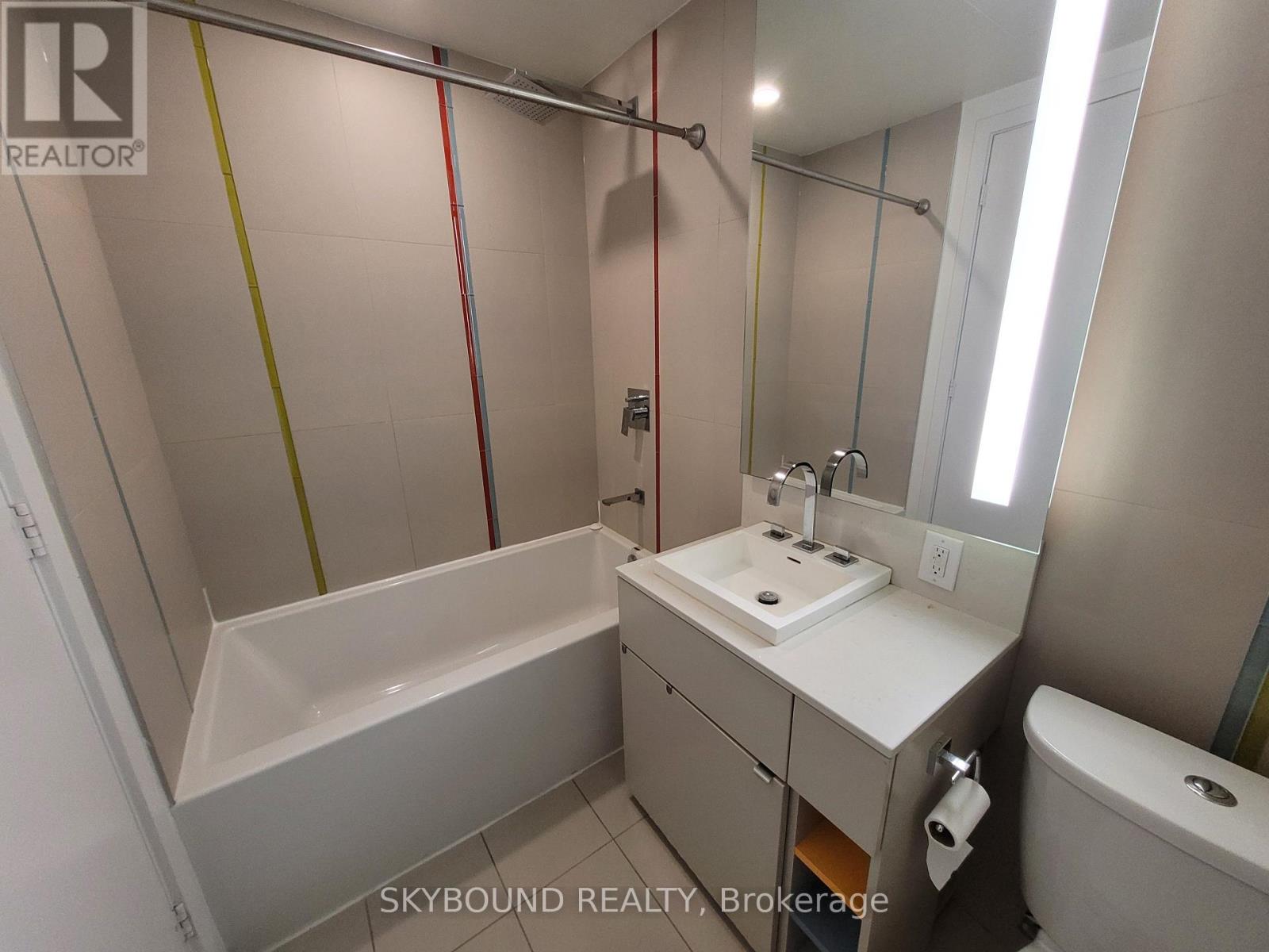 2302 - 101 Peter Street, Toronto, Ontario  M5V 2G9 - Photo 9 - C12953966