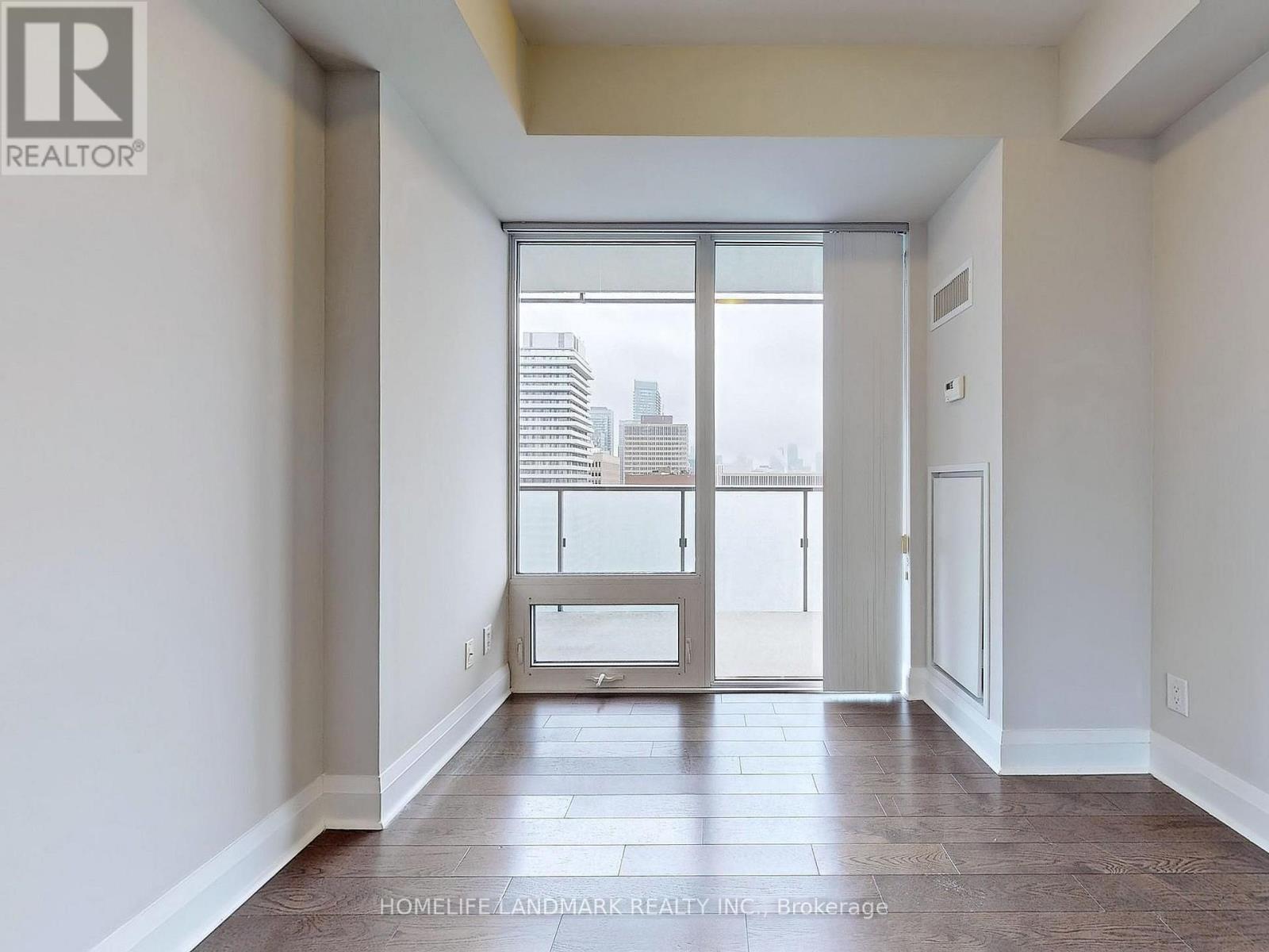 1702 - 65 St Mary Street, Toronto, Ontario  M5S 0A6 - Photo 11 - C12953990