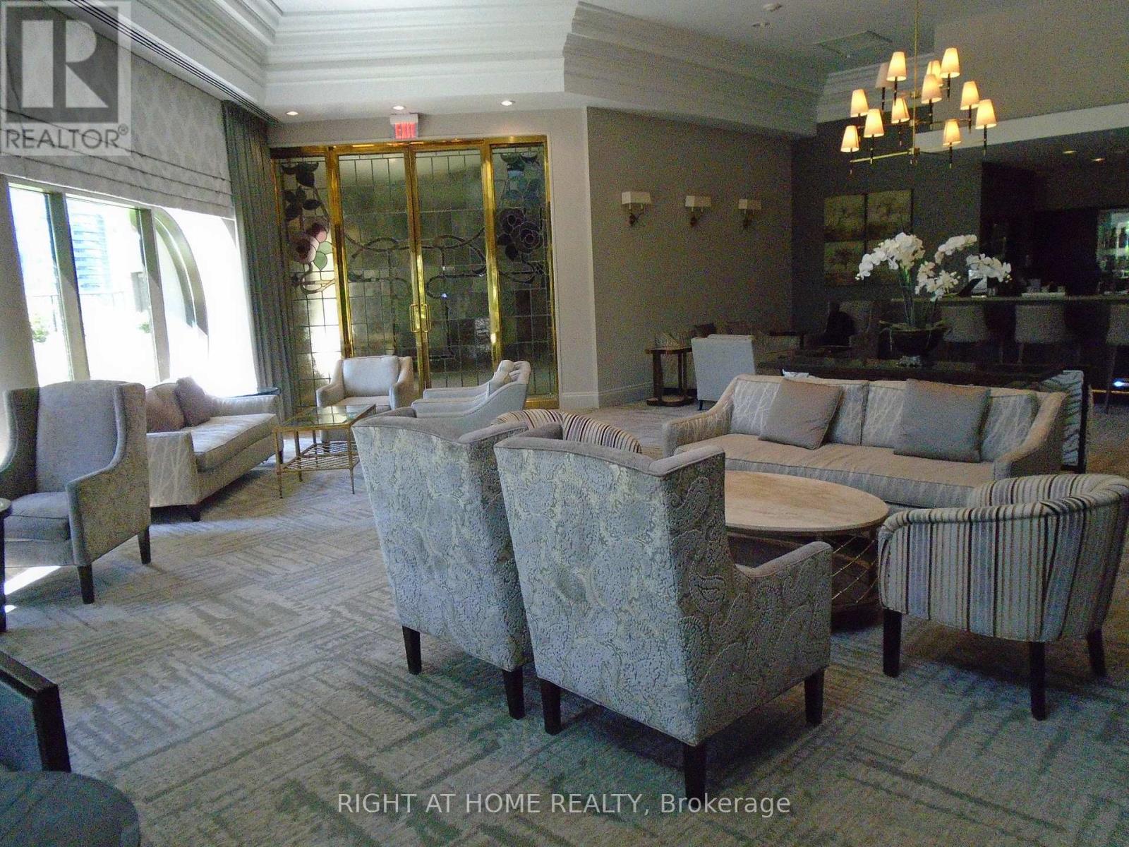 508 - 65 Harbour Square, Toronto, Ontario  M5J 2L4 - Photo 8 - C12954004