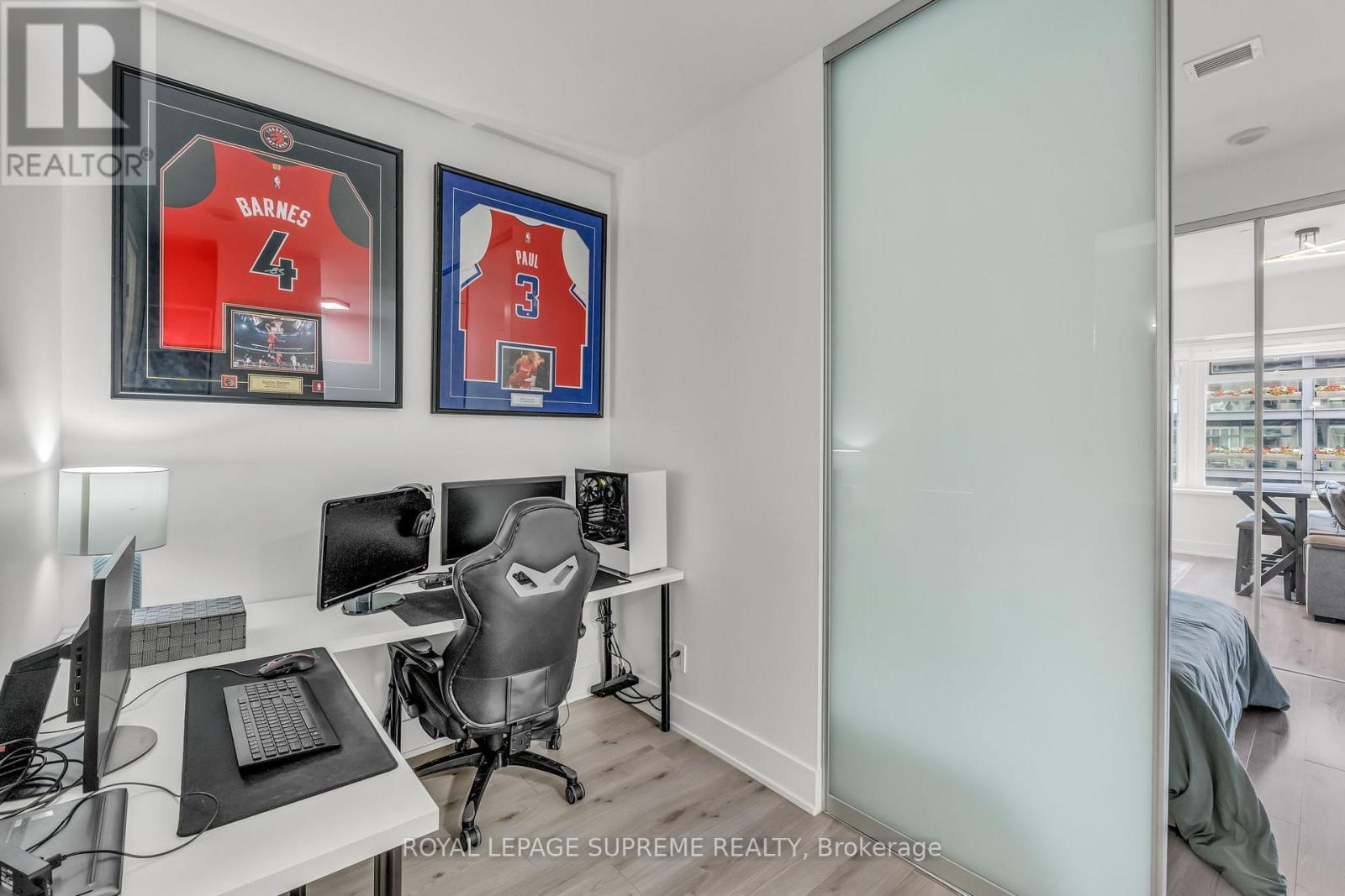 604 - 111 St Clair Avenue W, Toronto, Ontario  M4V 1N5 - Photo 21 - C12954008