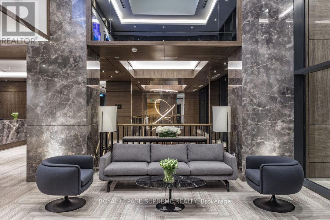 604 - 111 St Clair Avenue W, Toronto, Ontario  M4V 1N5 - Photo 32 - C12954008