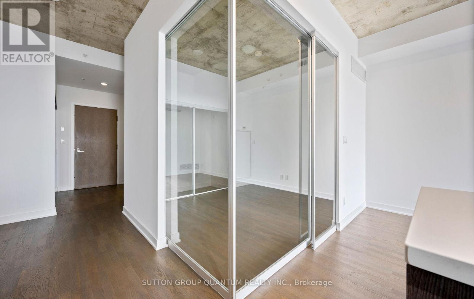 502 - 109 Ossington Avenue, Toronto, Ontario  M6J 0G1 - Photo 17 - C12954010