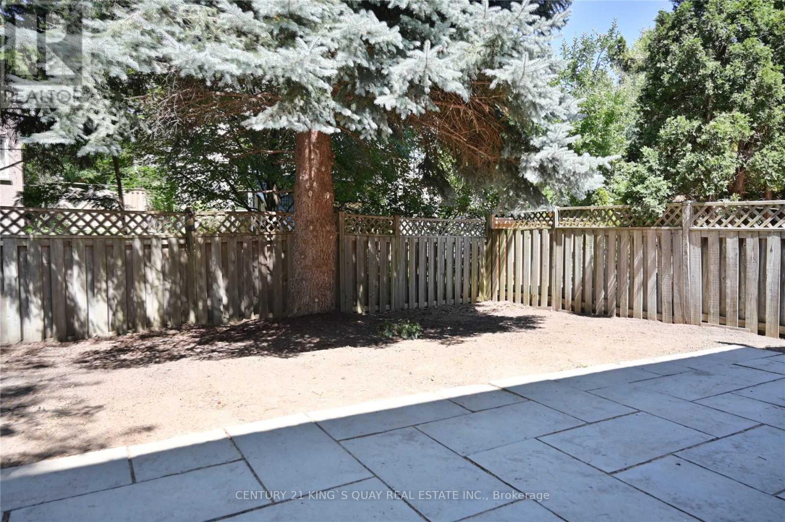 8 Samantha Circle, Richmond Hill, Ontario  L4B 2R3 - Photo 11 - N12953930