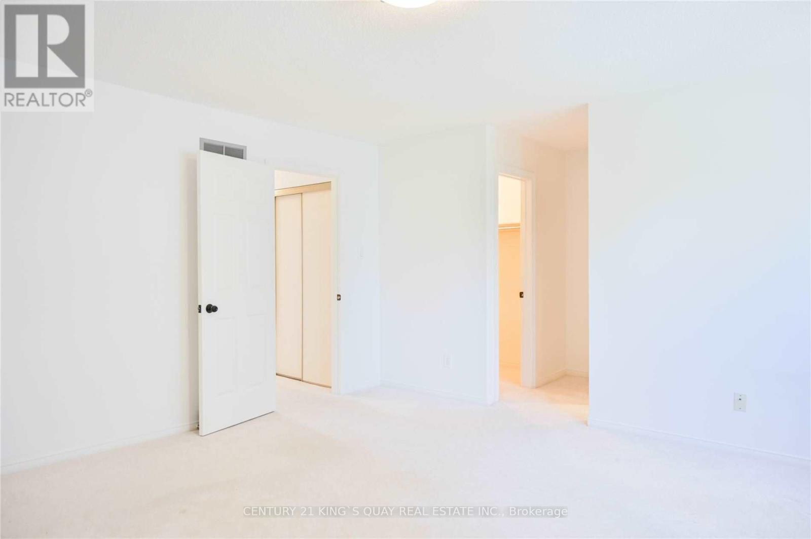 8 Samantha Circle, Richmond Hill, Ontario  L4B 2R3 - Photo 20 - N12953930