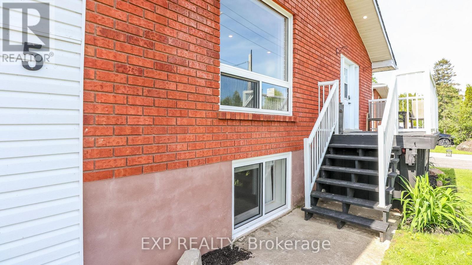 5 Bourgeois Beach Road, Tay (Victoria Harbour), Ontario  L0K 2A0 - Photo 4 - S12953928