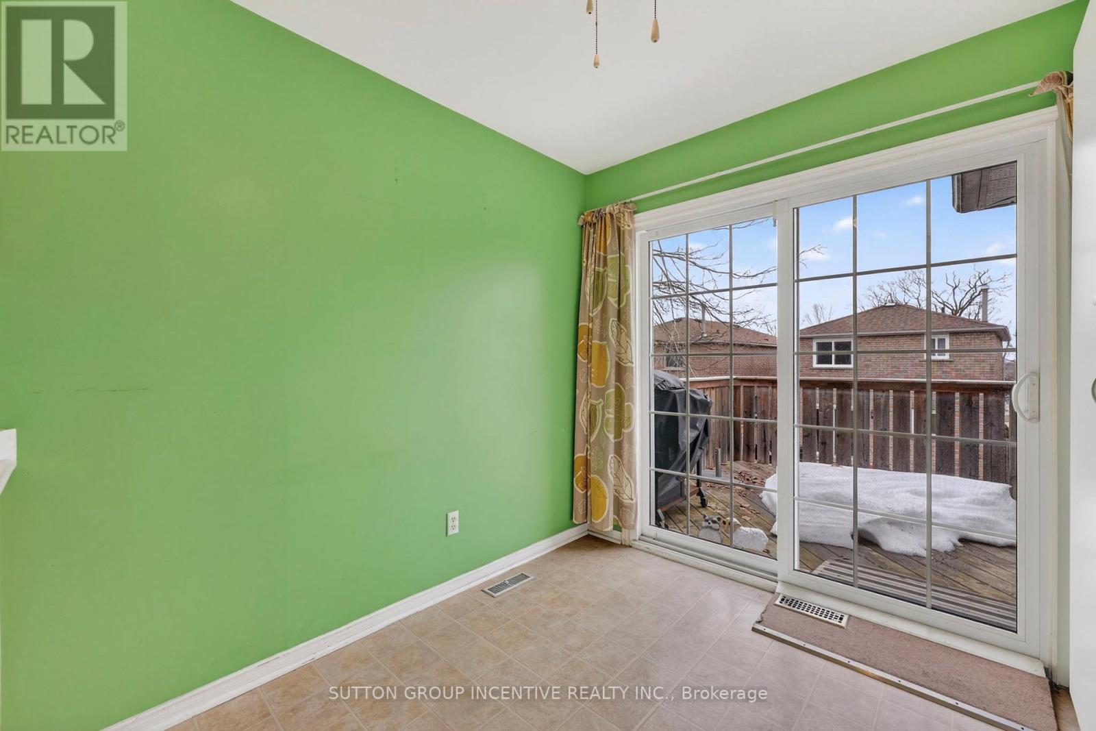 350 Cundles Road W, Barrie (Northwest), Ontario  L4N 7C8 - Photo 16 - S12953954