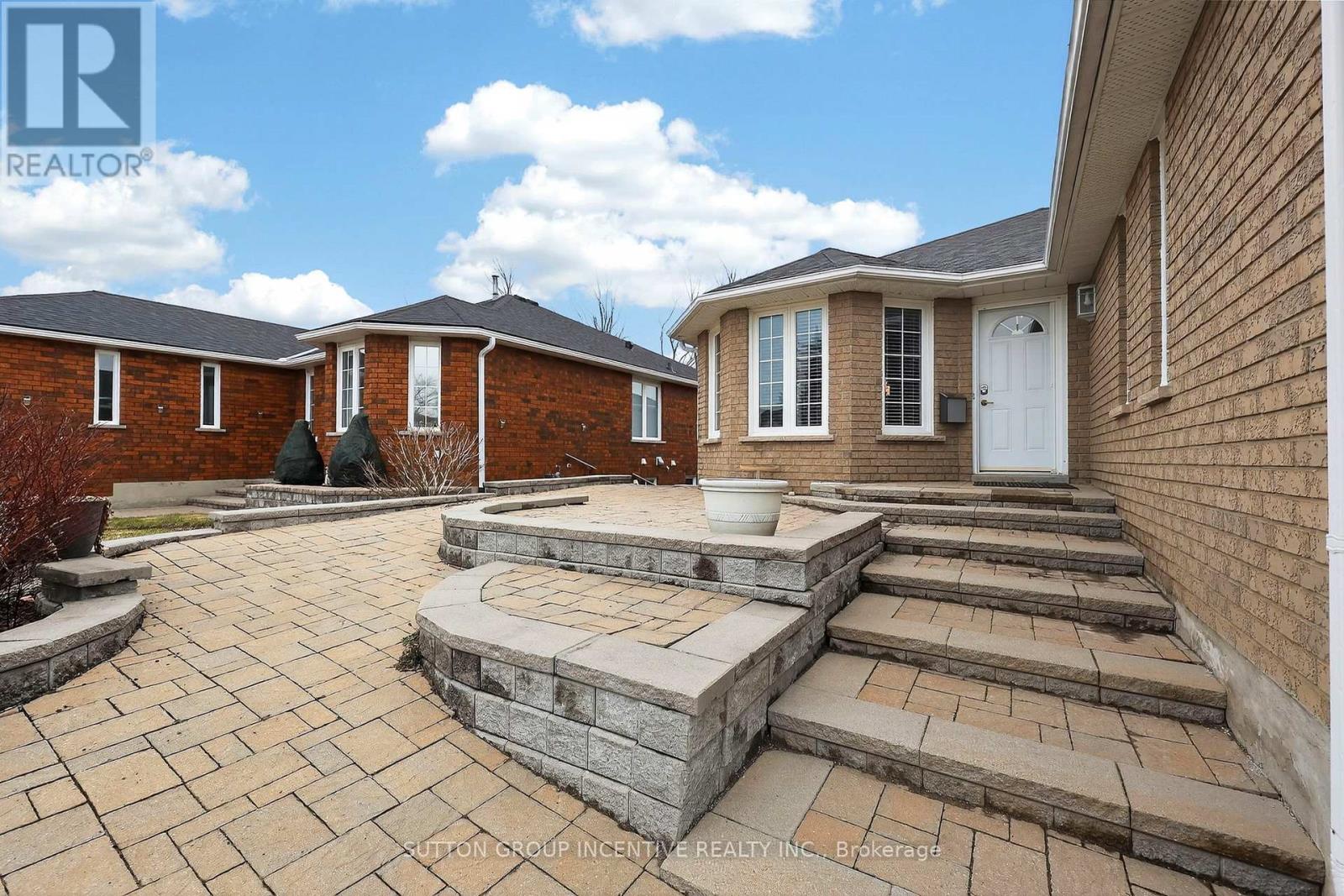 350 Cundles Road W, Barrie (Northwest), Ontario  L4N 7C8 - Photo 5 - S12953954