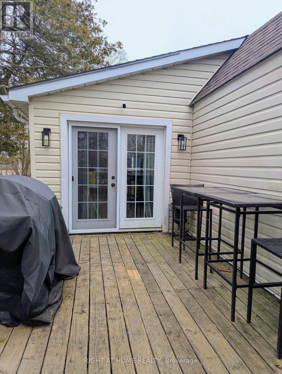 104 Richard Street, Tay (Victoria Harbour), Ontario  L0K 2A0 - Photo 10 - S12953994