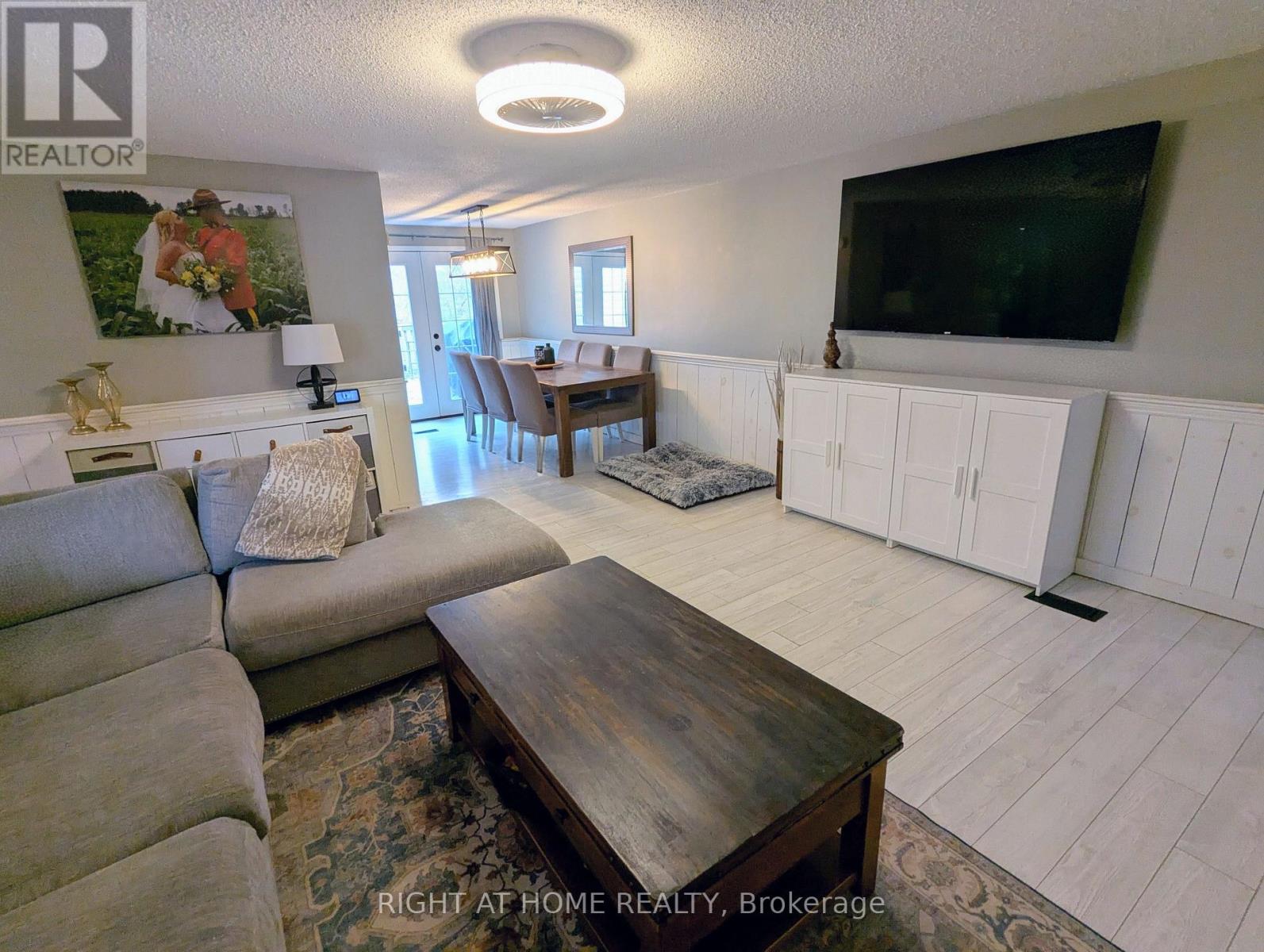 104 Richard Street, Tay (Victoria Harbour), Ontario  L0K 2A0 - Photo 15 - S12953994