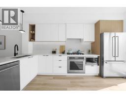 144 388 DUNCAN STREET, New Westminster, British Columbia